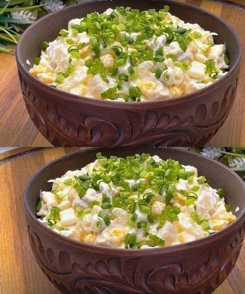 Een ouderwetse salade die nooit uit de mode raakt! Hij was een hit in elk restaurant in de jaren 90 en is nog steeds mijn absolute favoriet.