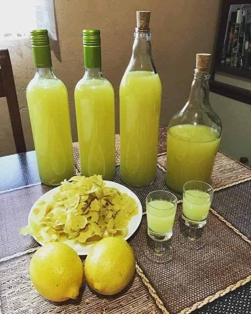 Cum să faci limoncello de casă, ușor și delicios!