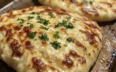 Pâine Naan cu usturoi și brânză