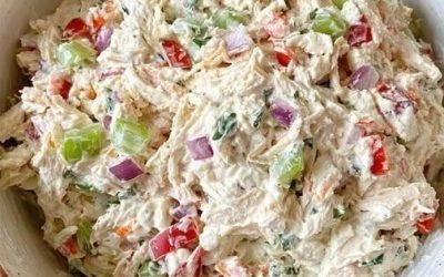 Salată de pui cu feta